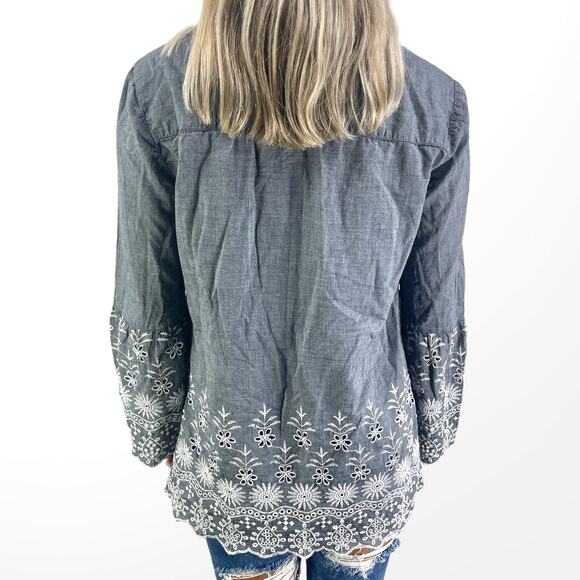 Style & CO Embroidered Eyelet Boho Floral Blouse - Picture 2 of 8